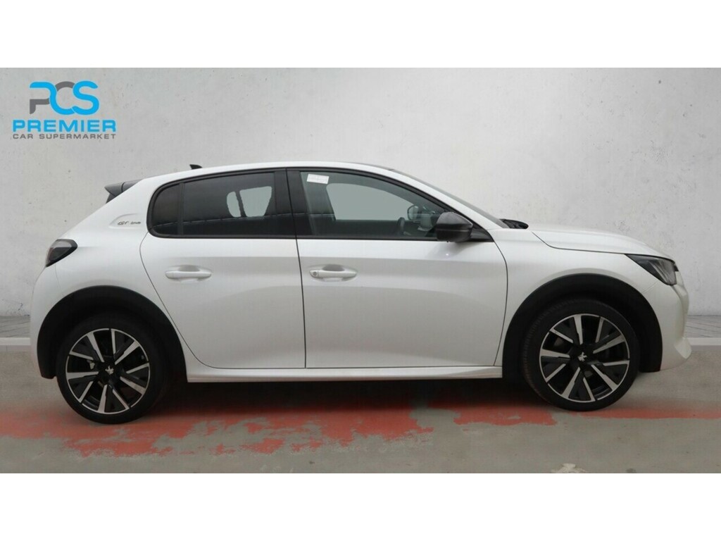 Peugeot 208 Puretech Gt Line White #6