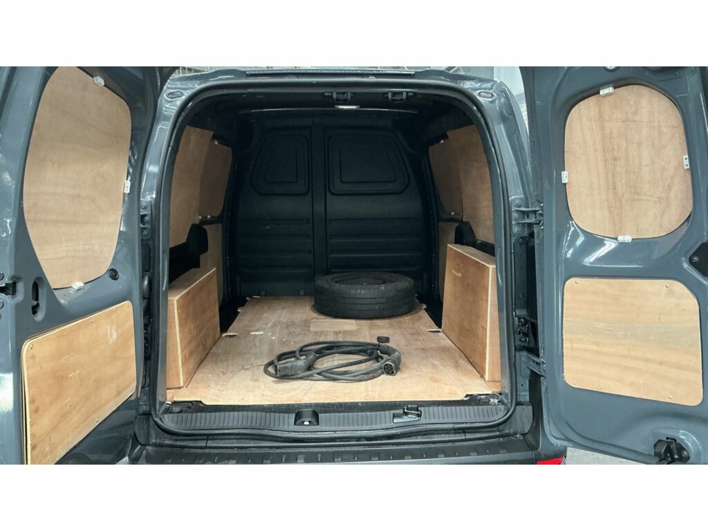 Nissan TOWNSTAR Acenta White #7