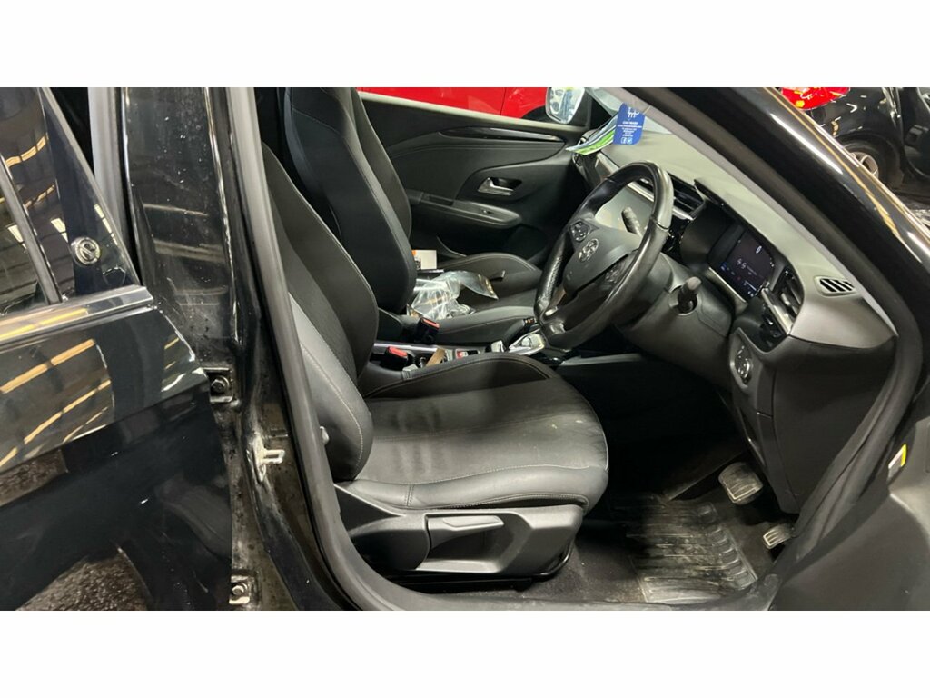 Vauxhall Corsa-e Elite Premium Black #3