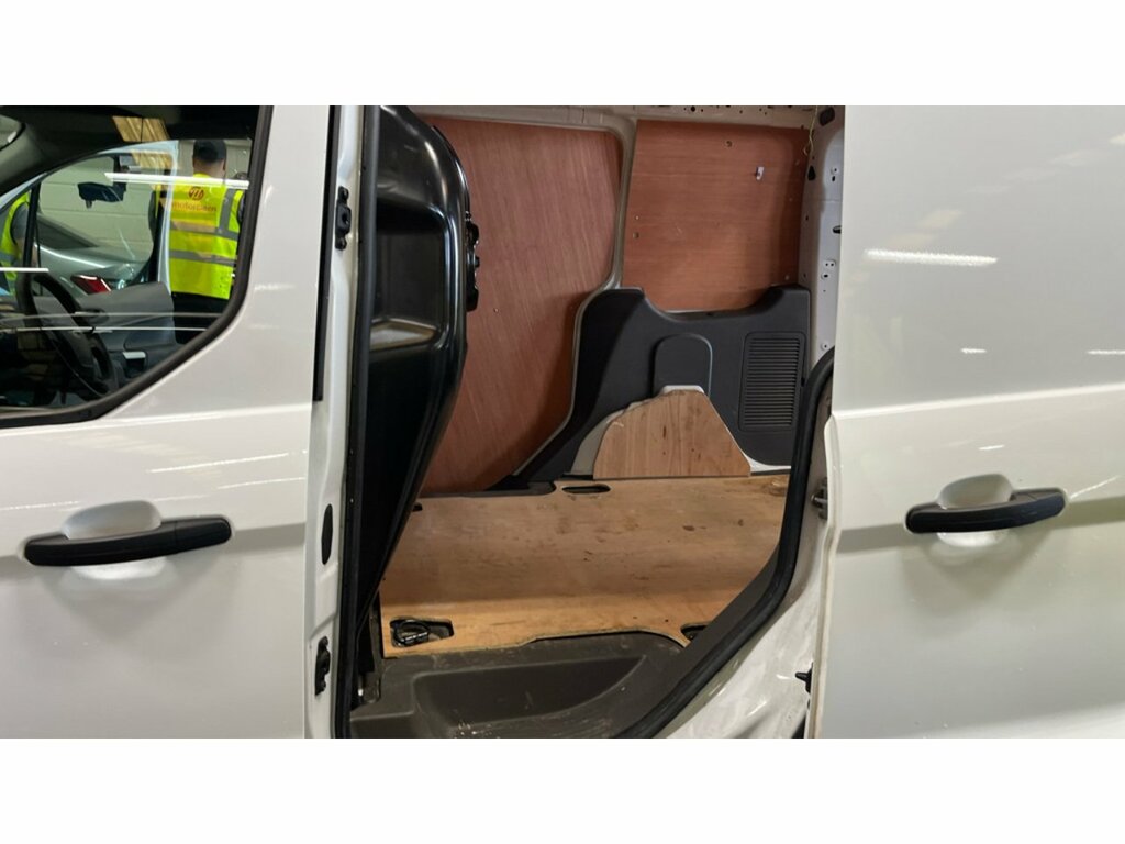 Ford Transit Connect 200 Tdci 120 1H1 Limited Ecoblue Swb Low Roof 217 Black #8
