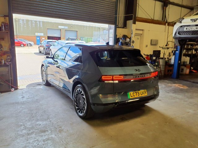 Hyundai Ioniq 5 Hatchback Grey #11