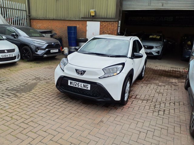 Toyota Aygo X 1.0 Vvt-i Pure Hatchback X-shift Euro 6 White #3