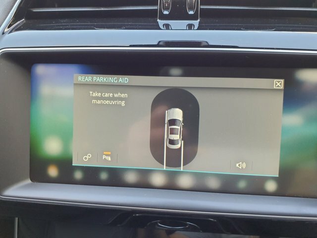 Jaguar XE 2.0 D Portfolio 177 Bhp Black #10