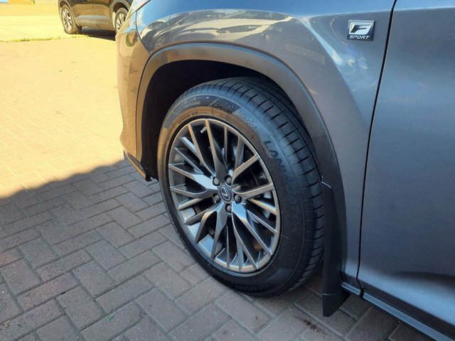 Lexus RX 3.5 V6 Takumi Suv #23