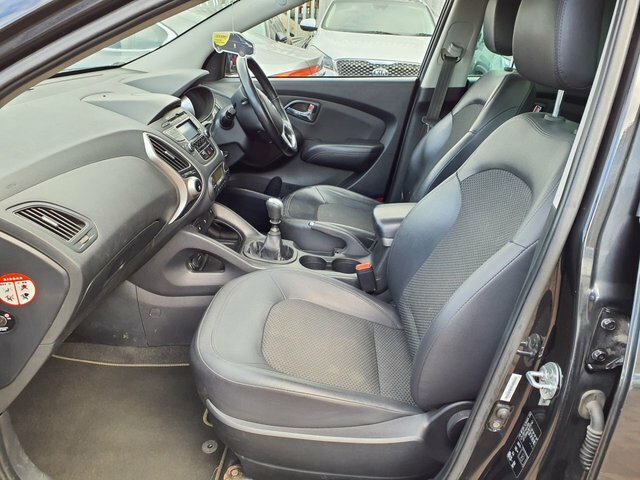 Hyundai Ix35 1.7 Crdi Premium Suv Euro 5 S S Black #4