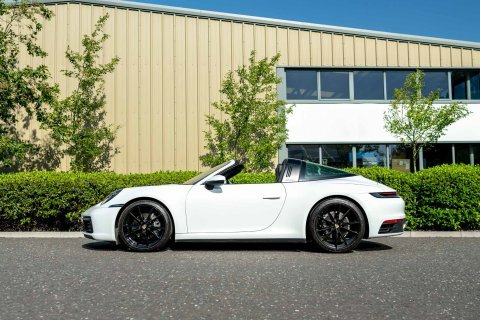 Porsche 911 Targa 4 Pdk. White