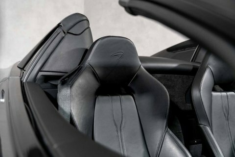 McLaren 570S V8 Ssg Black #18
