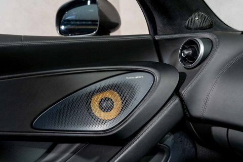 McLaren 570S V8 Ssg Black #25
