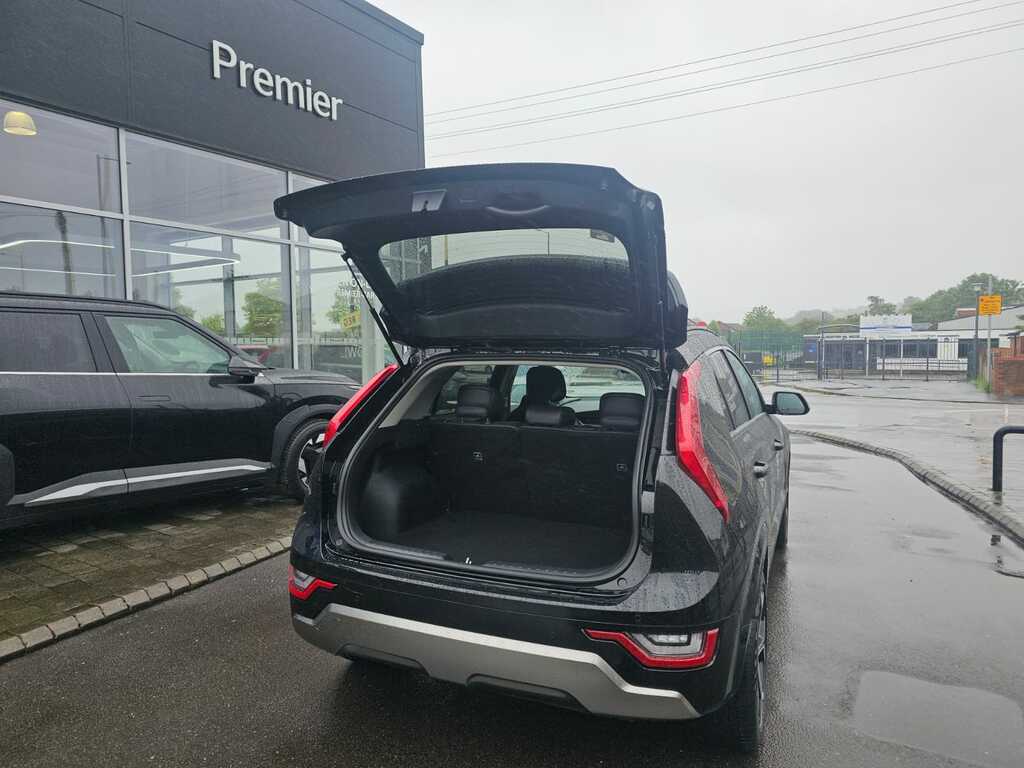 Kia Niro 1.6 Gdi Hev 3 MJ75HSA White #3