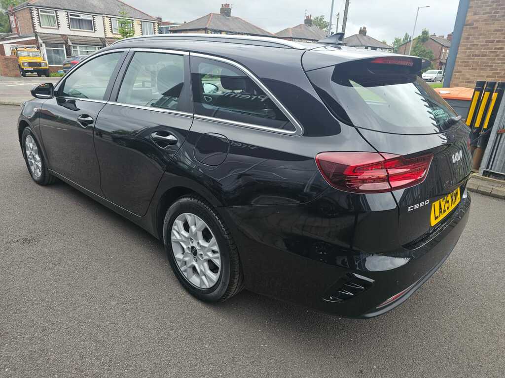 Kia Ceed 1.5 T-gdi Mt 2 LA25NNR Black #6