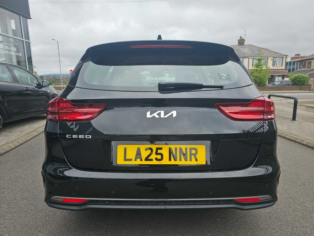 Kia Ceed 1.5 T-gdi Mt 2 LA25NNR Black #4