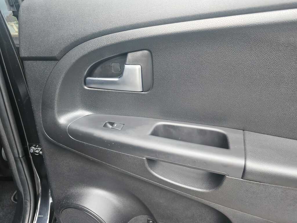 Kia Venga Venga 4 Isg White #31