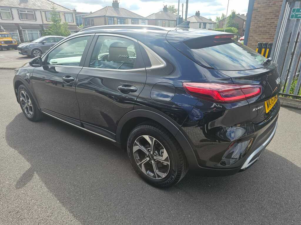 Kia Xceed 1.5 T-gdi Mt 2 Black #4