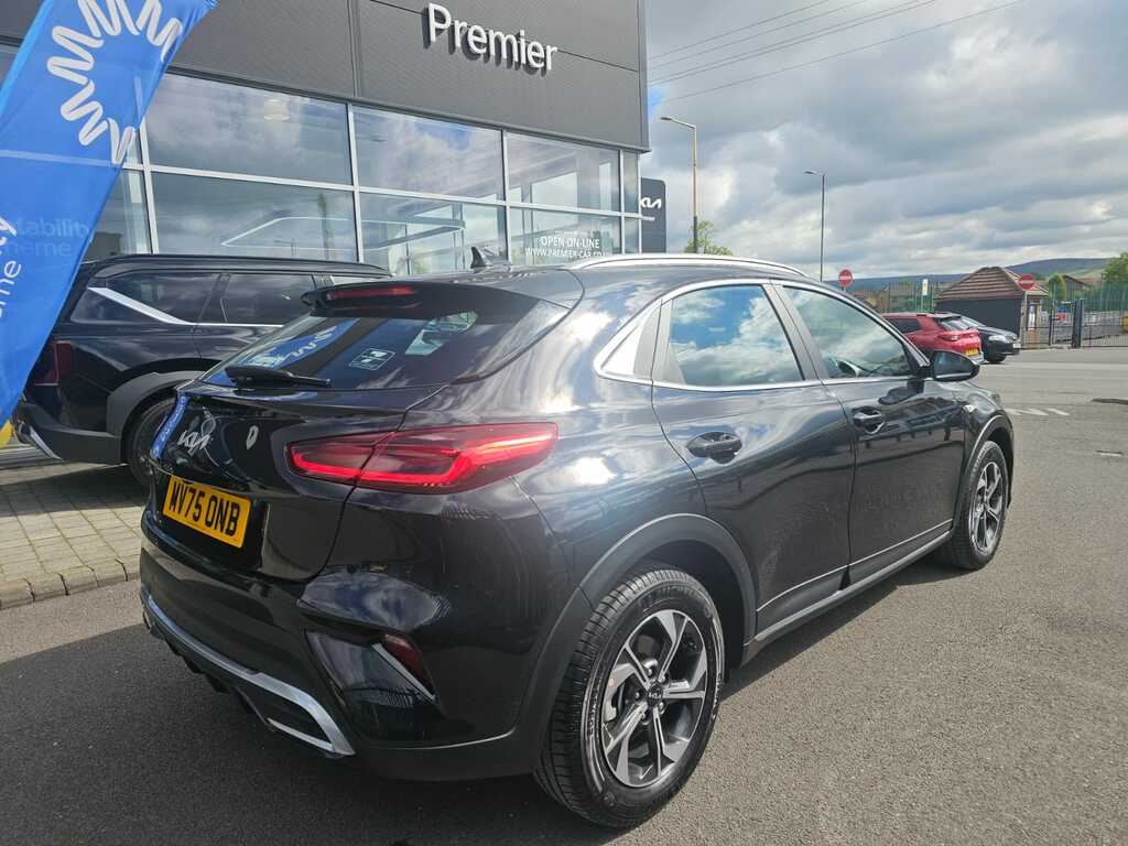 Kia Xceed 1.5 T-gdi Mt 2 Black #3