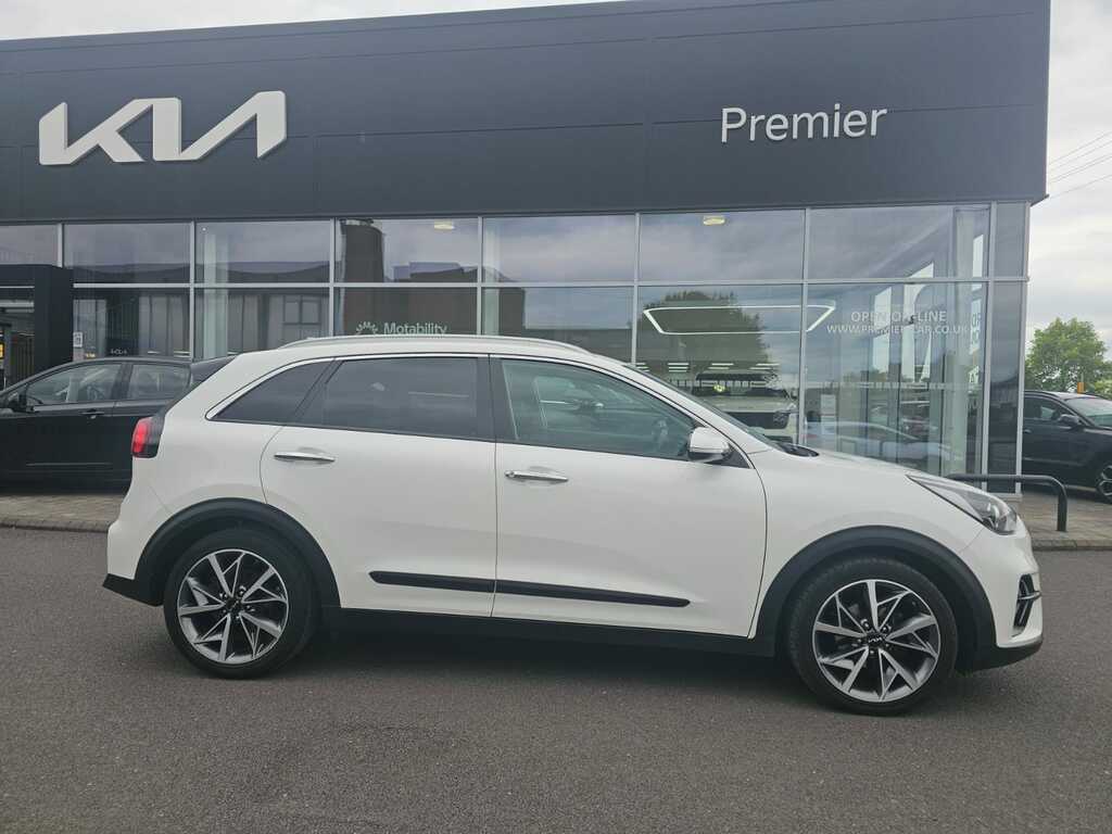 Kia Niro 1.6 Gdi 3 MJ71NYS White #2