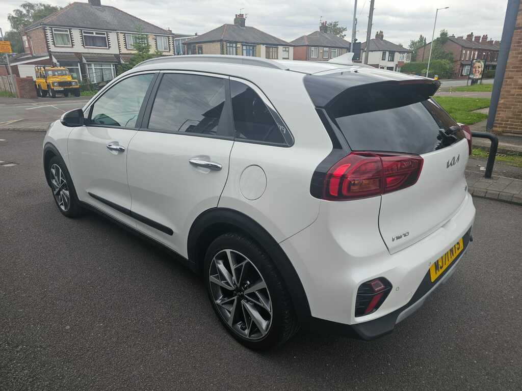 Kia Niro 1.6 Gdi 3 MJ71NYS White #4