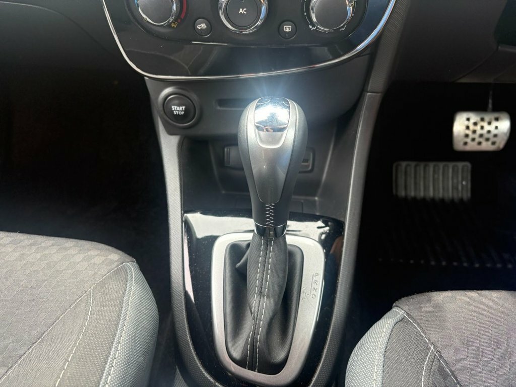 Renault Clio Dynamique Medianav White #13