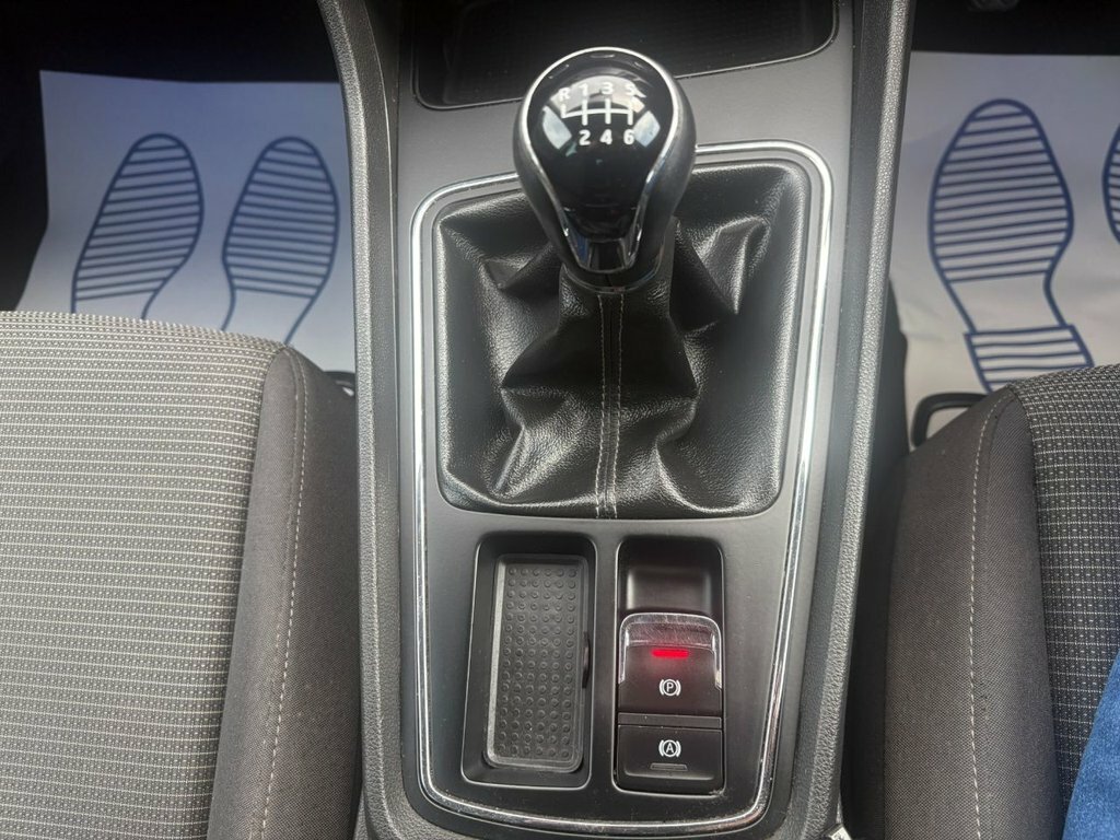 Seat Leon 1.4 Ecotsi Fr Technology Hatchback Manu White #11