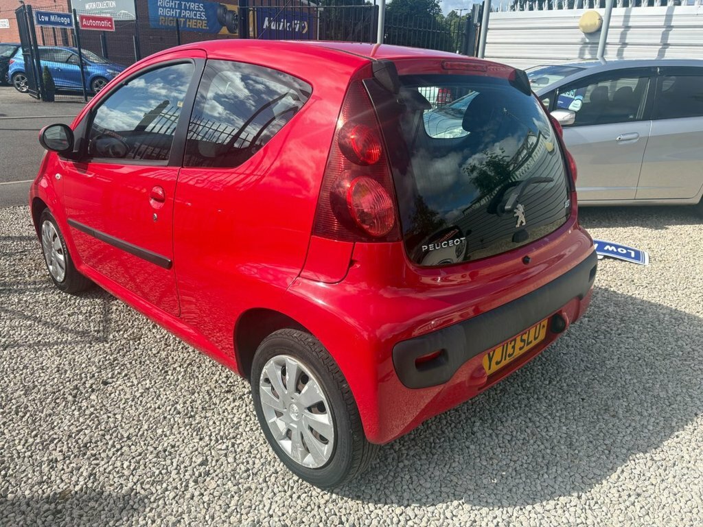 Peugeot 107 1L Active Red #4