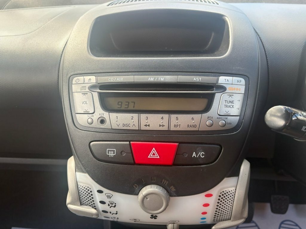 Peugeot 107 Hatchback Active 201363 White #10