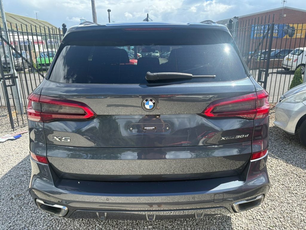 BMW X5 3L M Sport Grey #4