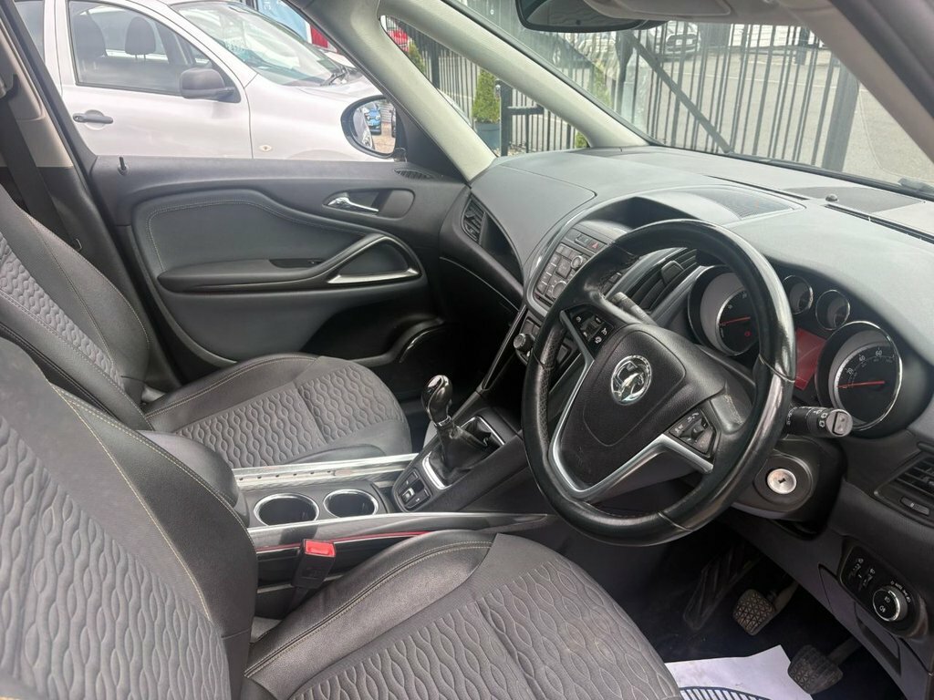 Vauxhall Zafira Tourer Tech Line Black #15
