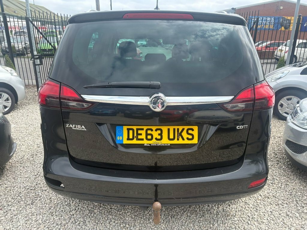Vauxhall Zafira Tourer 2L Se Black #5