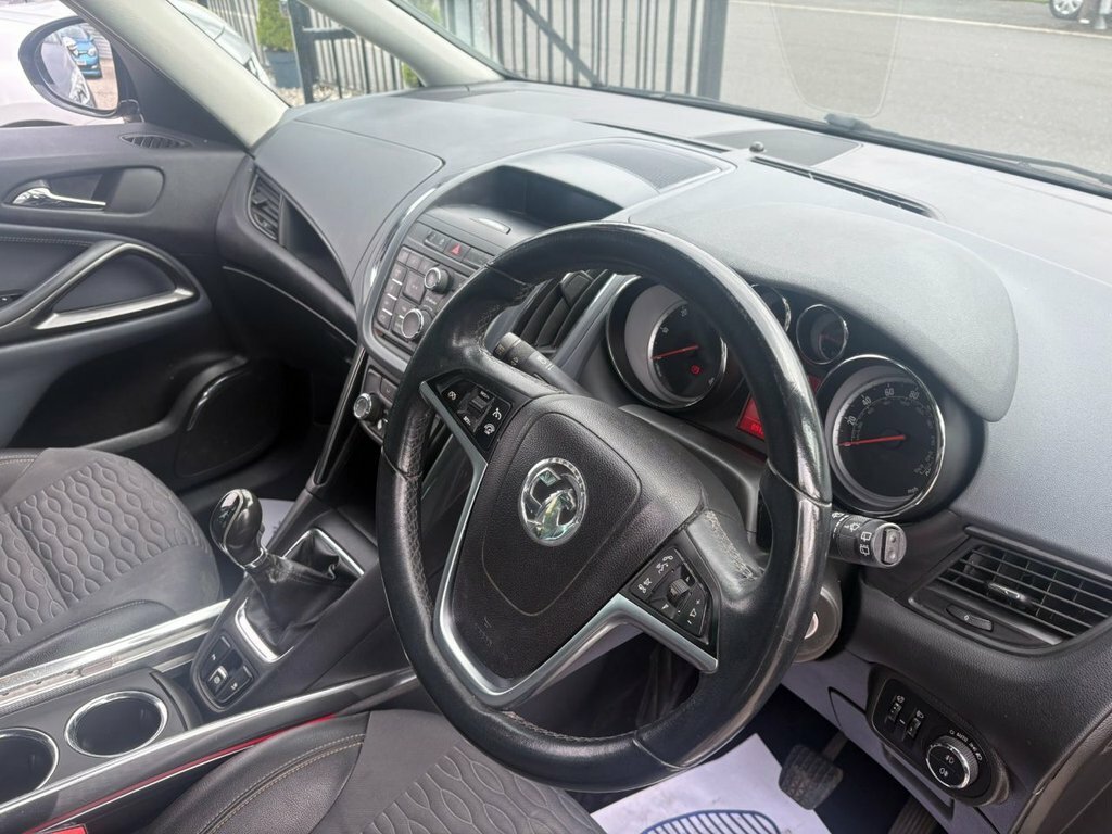 Vauxhall Zafira Tourer Tech Line Black #16