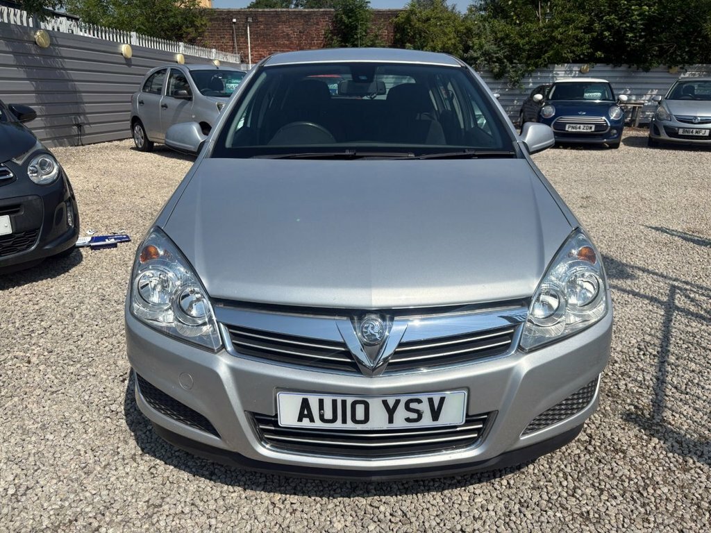 Vauxhall Astra 1.6L Active Plus Silver #2