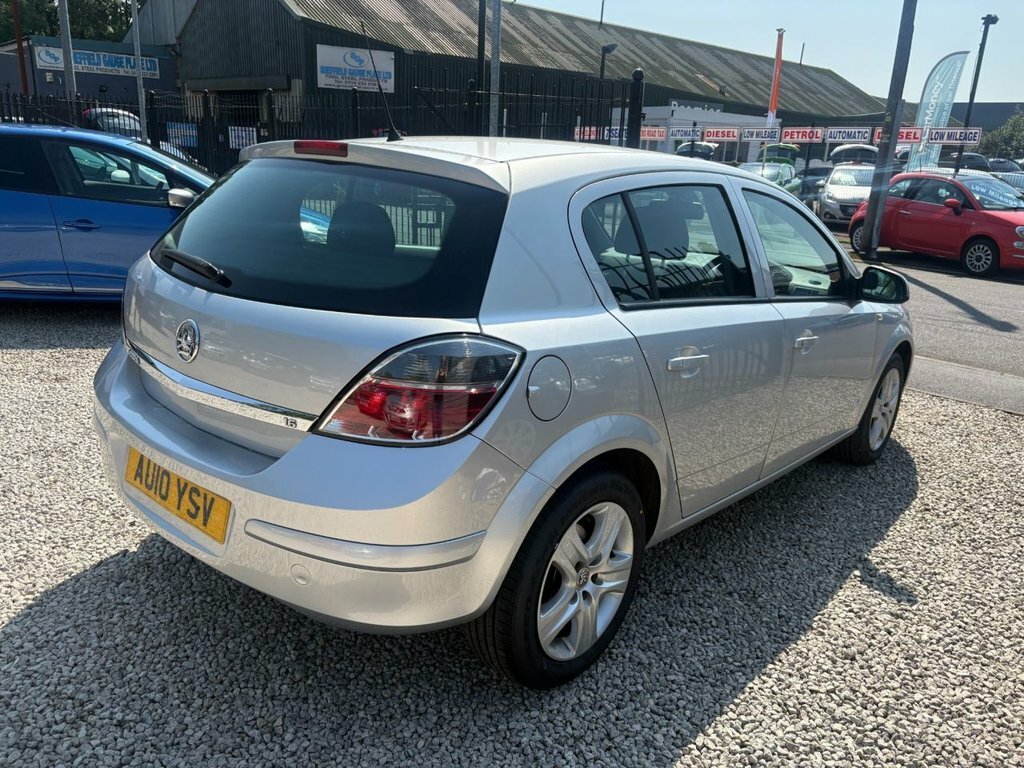 Vauxhall Astra 1.6L Active Plus Silver #6