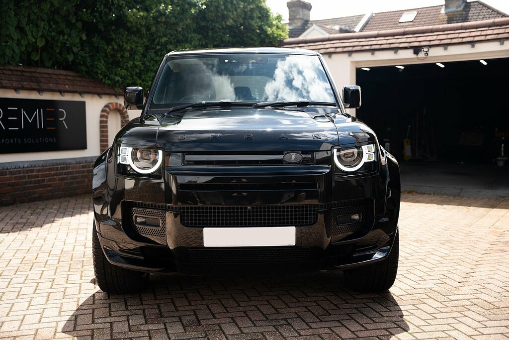 Land Rover Defender 110 D250 Mhev Xs Edition Black #2