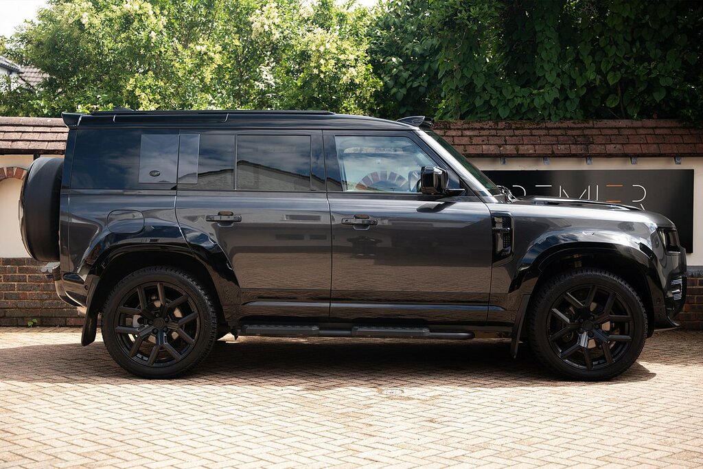 Land Rover Defender 110 D250 Mhev X-dynamic Se Grey #3