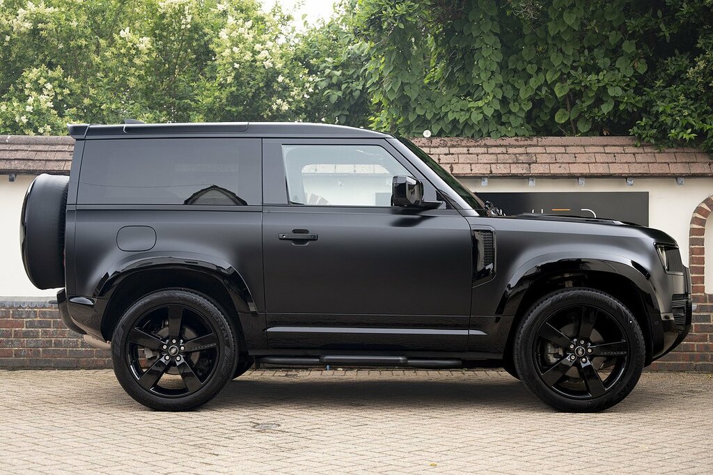 Land Rover Defender 90 D250 Mhev X-dynamic Se Black #3