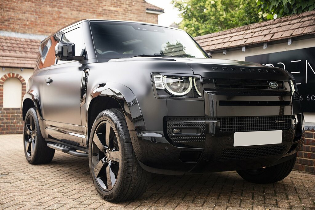 Land Rover Defender 90 D250 Mhev X-dynamic Se Black #4