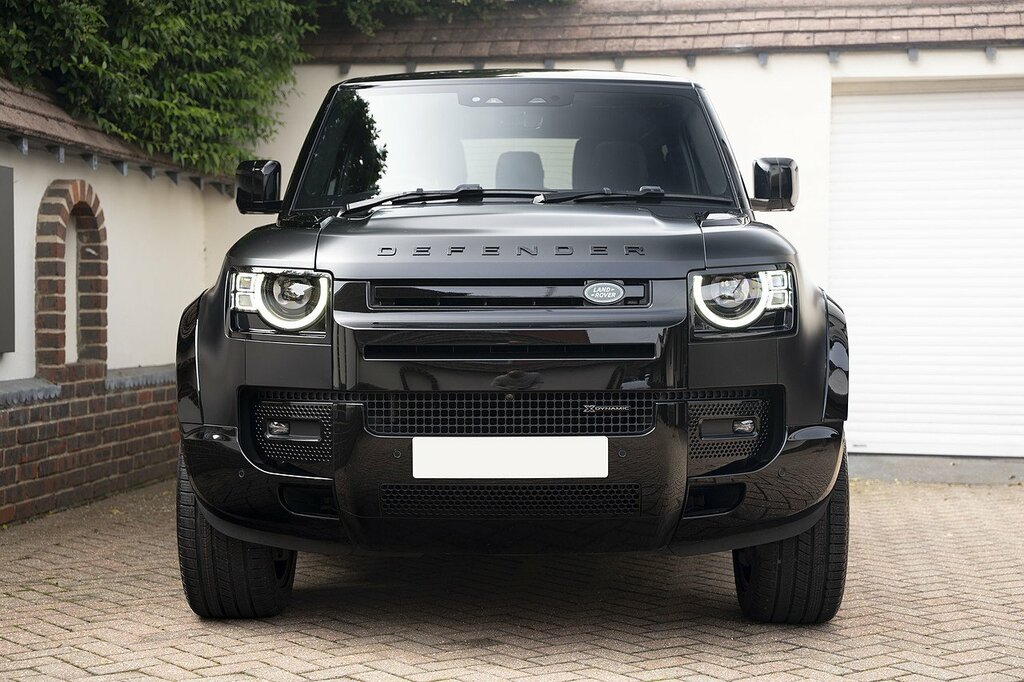 Land Rover Defender 90 D250 Mhev X-dynamic Se Black #2