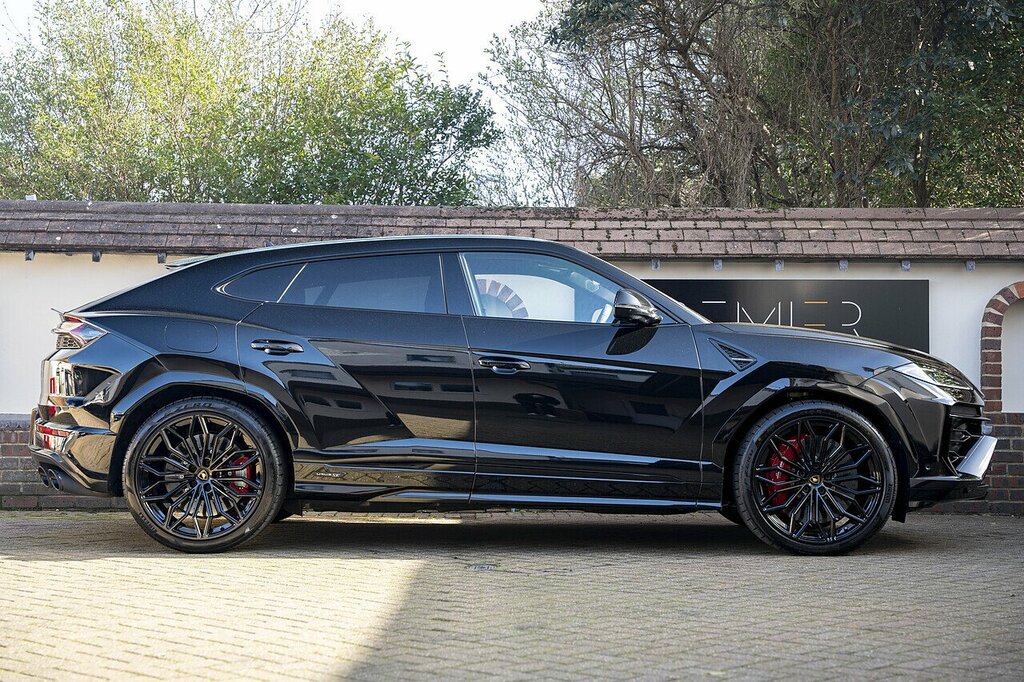 Lamborghini Urus V8 Biturbo Se Black #3
