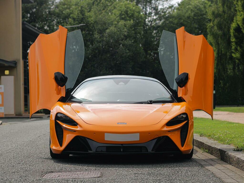 McLaren Artura V6 Phev Dct Yellow #13