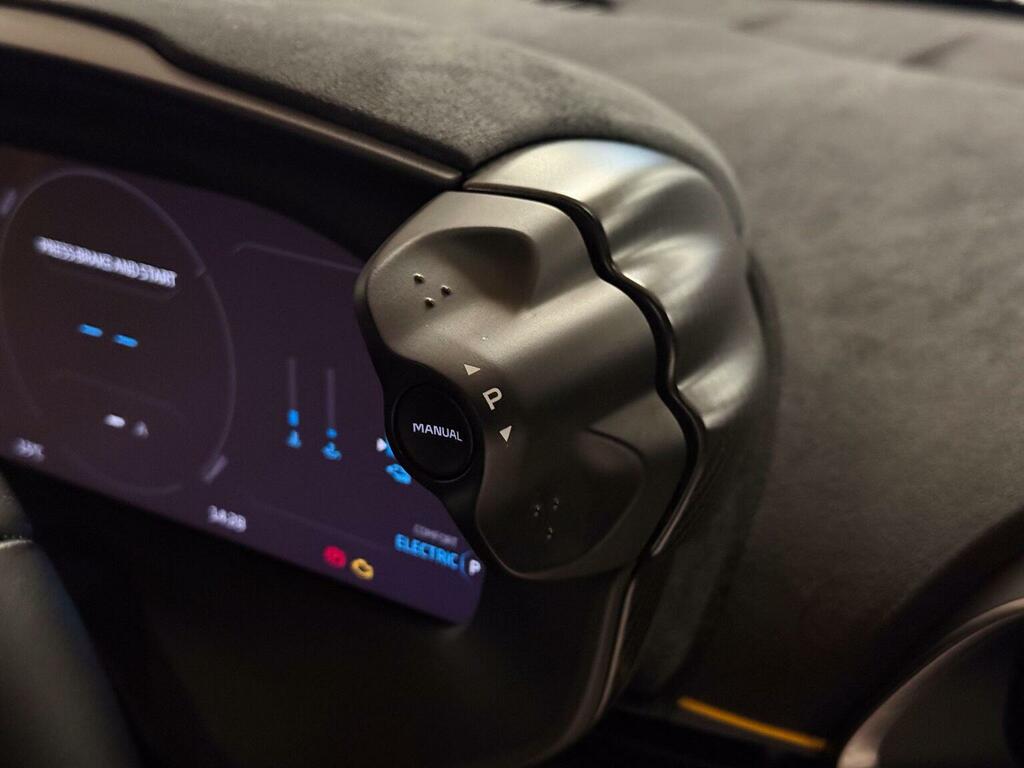 McLaren Artura V6 Phev Dct Yellow #64