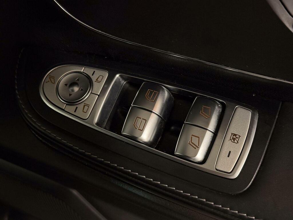 Mercedes-Benz V Class Vip Class Black #26