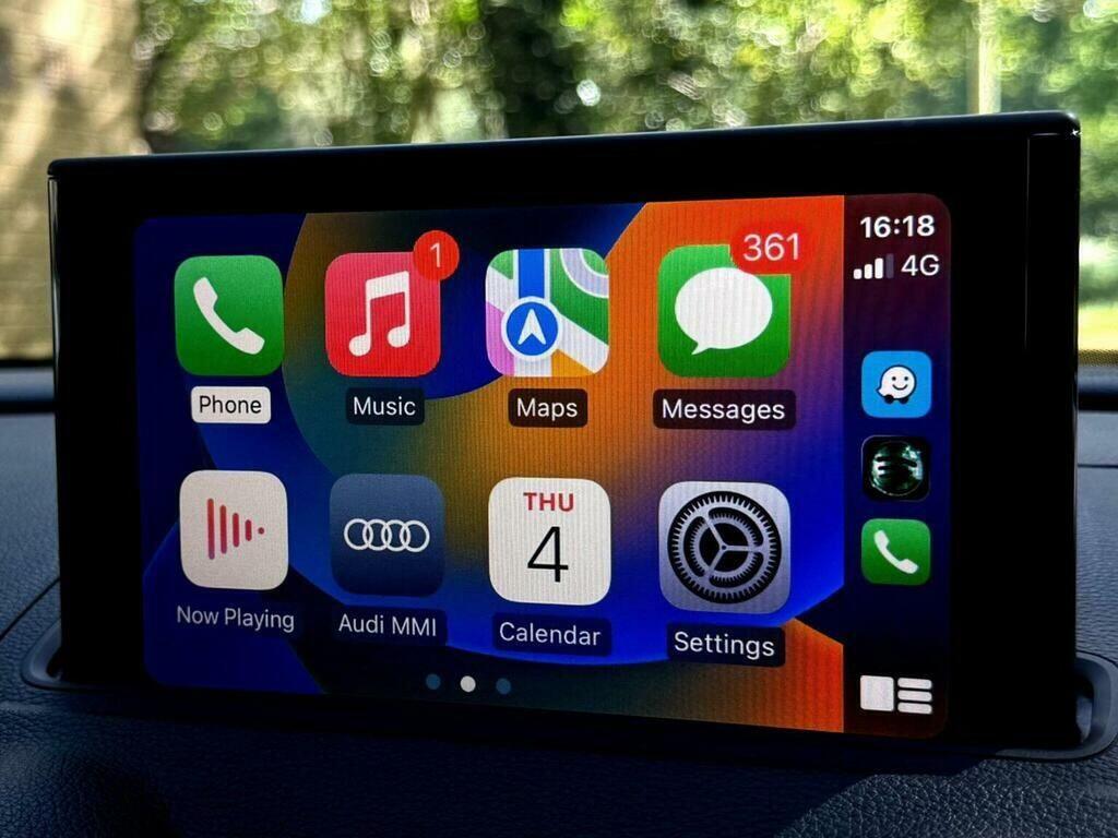 Audi A3 Hatchback 1.6 Tdi Black Edition Sportback S Tronic LV17UHO Red #4