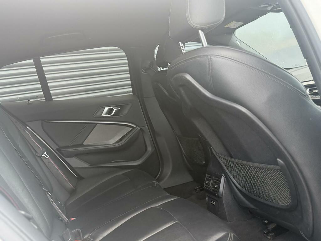 BMW 1 Series M Sport  White #6