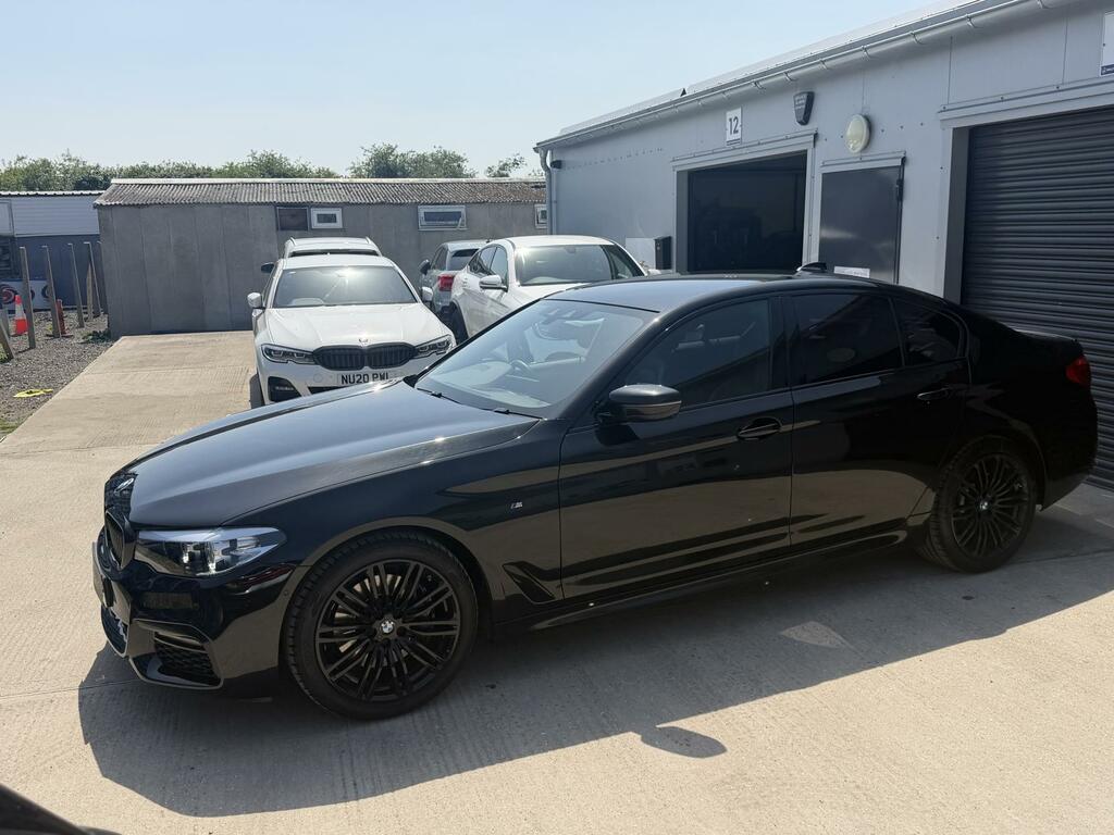 BMW 5 Series M Sport Black #3