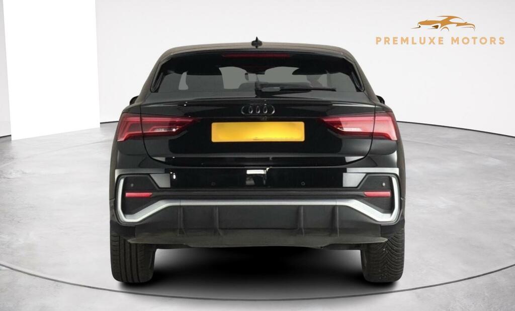 Audi Q3 S Line Black #4
