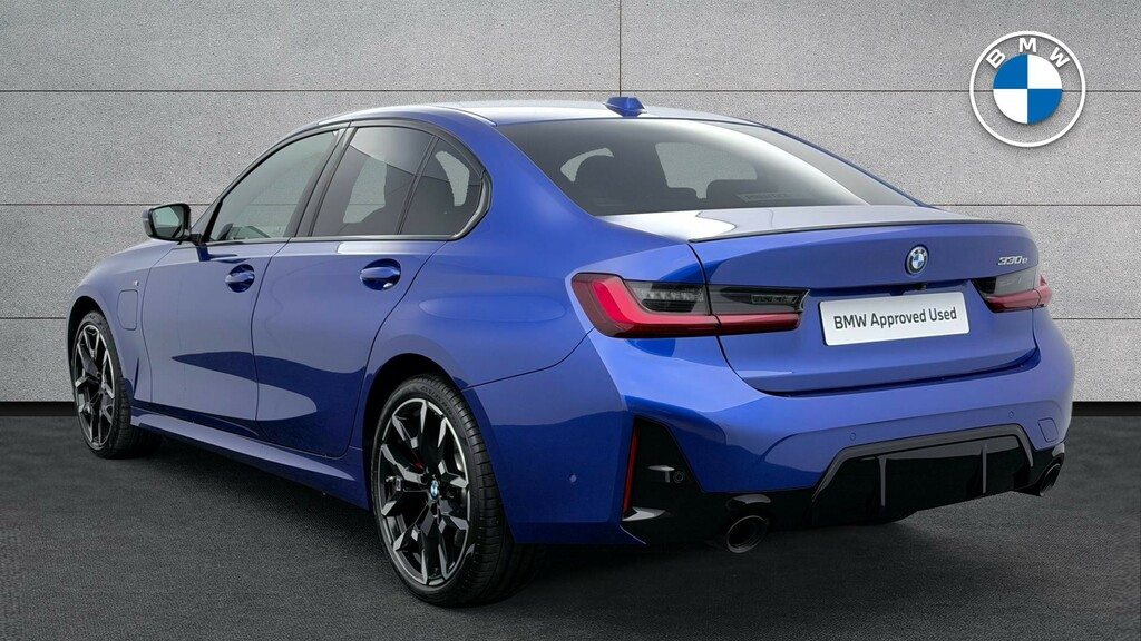 BMW 3 Series 330E M Sport Saloon UXZ9414 Blue #2