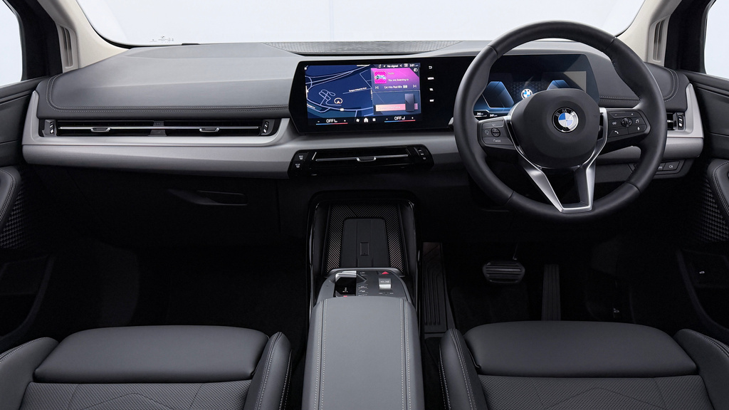 BMW 2 Series Active Tourer 220I Sport Active Tourer White #4