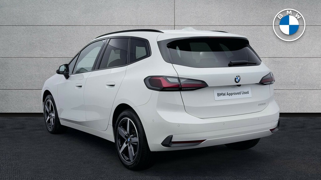 BMW 2 Series Active Tourer 220I Sport Active Tourer White #2