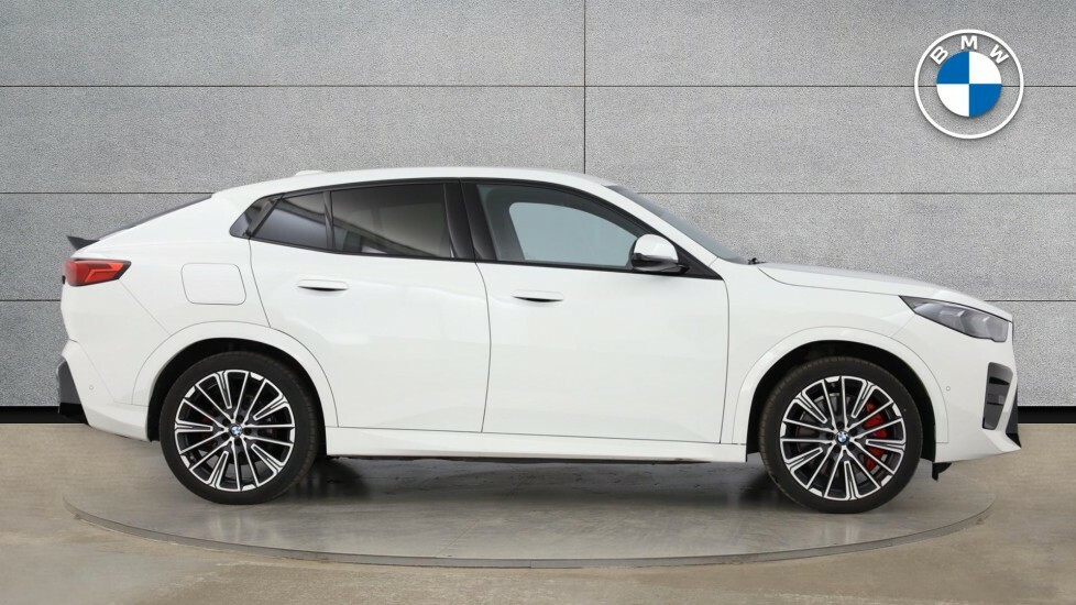 BMW iX2 Ix2 Xdrive30 M Sport White #3
