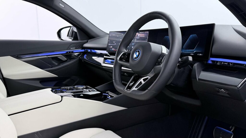 BMW i5 I5 Edrive40 M Sport Saloon YC25SVL Black #6
