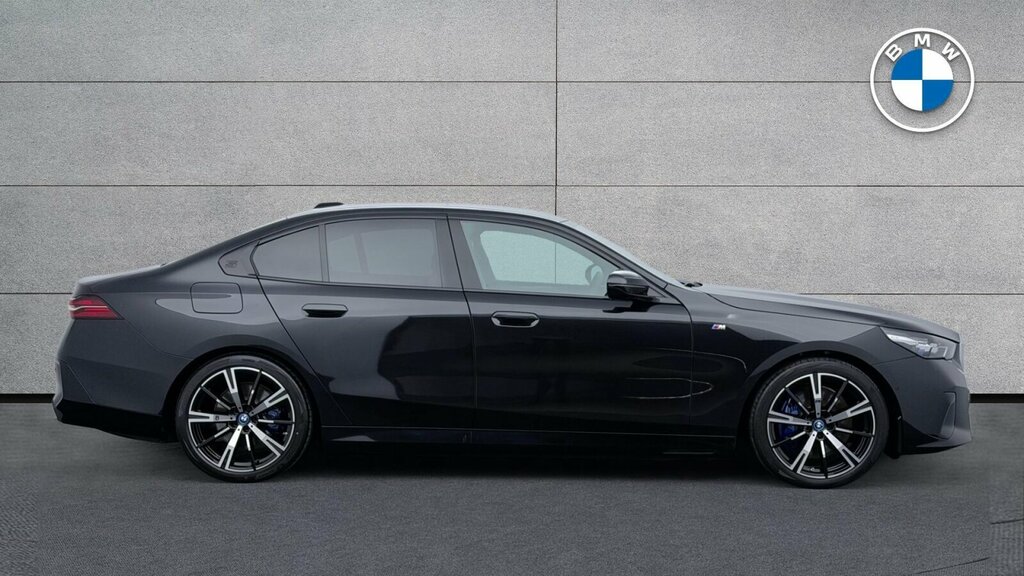 BMW i5 I5 Edrive40 M Sport Saloon YC25SVL Black #3