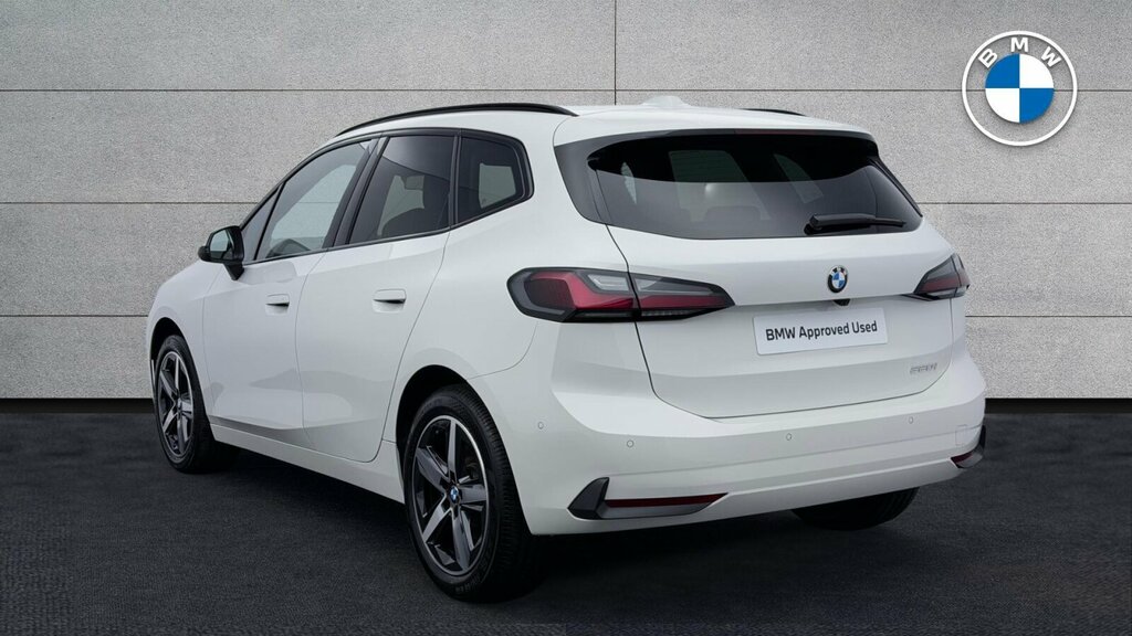 BMW 2 Series Active Tourer 220I Sport Active Tourer White #2